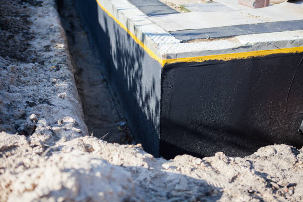 Professional Foundation Crack Repair technician working in Elnora, IN